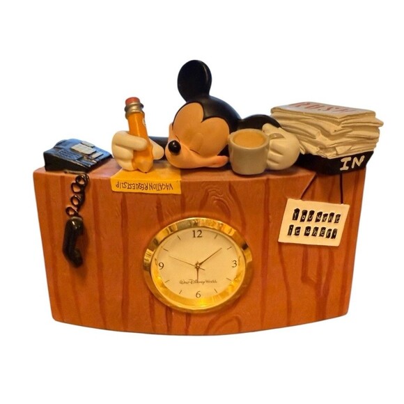 DISNEY WORLD MICKEY MOUSE SLEEPING WOOD DESK CLOCK VACATION RARE 4” High X 5” W - Picture 1 of 6